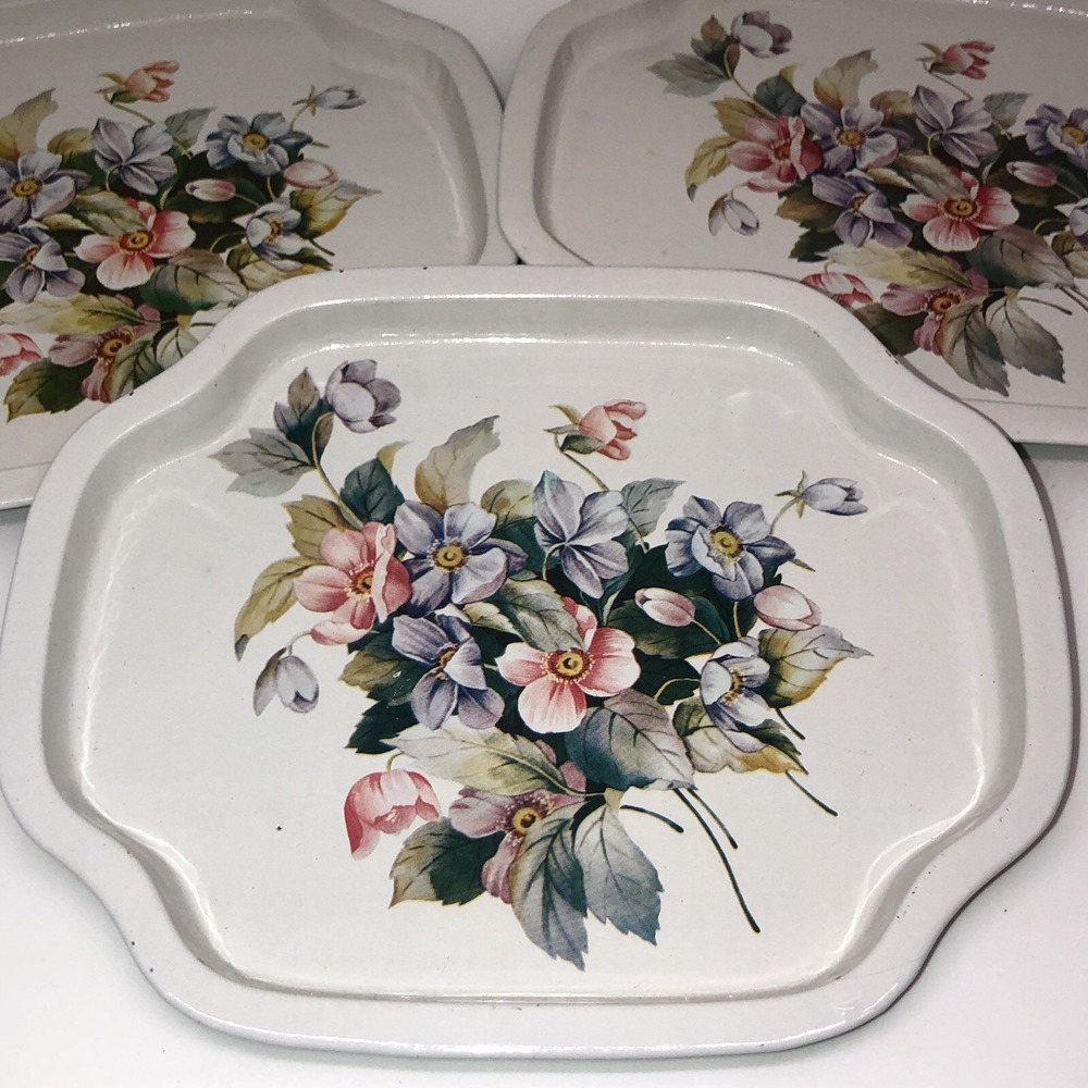 Vintage Metal Tin Enamel Tip Tray Catchall White Flower Bouquets Hong Kong Set/3